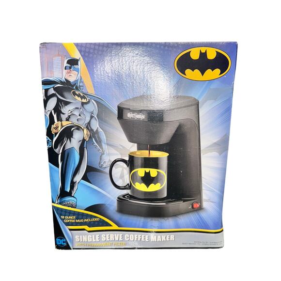 Batman Single Serve Coffee Maker Black 12 Oz DC Comics Mug Included NIB - Picture 1 of 5